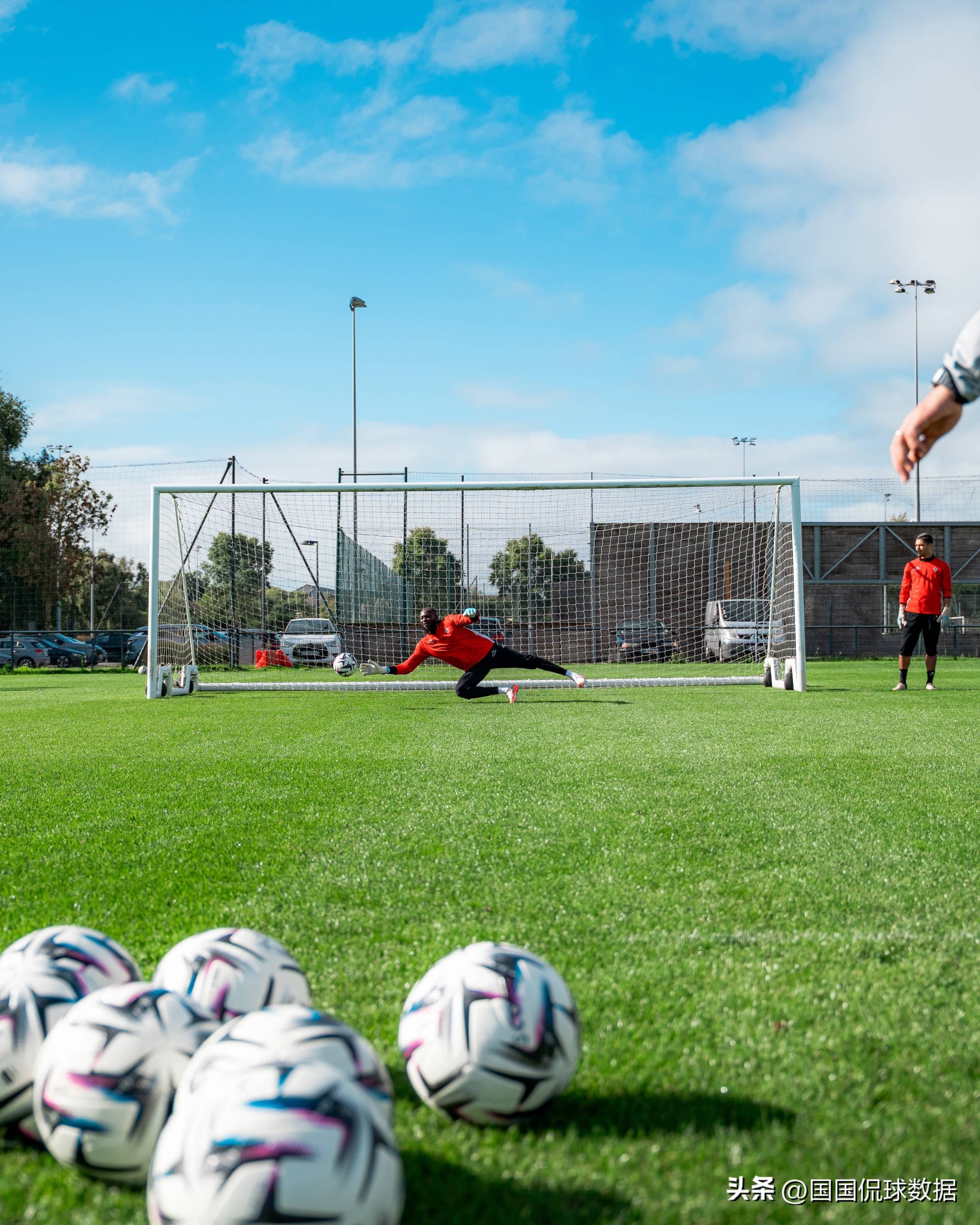 包含国际比赛日多特蒙德备战法甲，止住颓势细节曝光，话题不断，控场能力受关注的词条