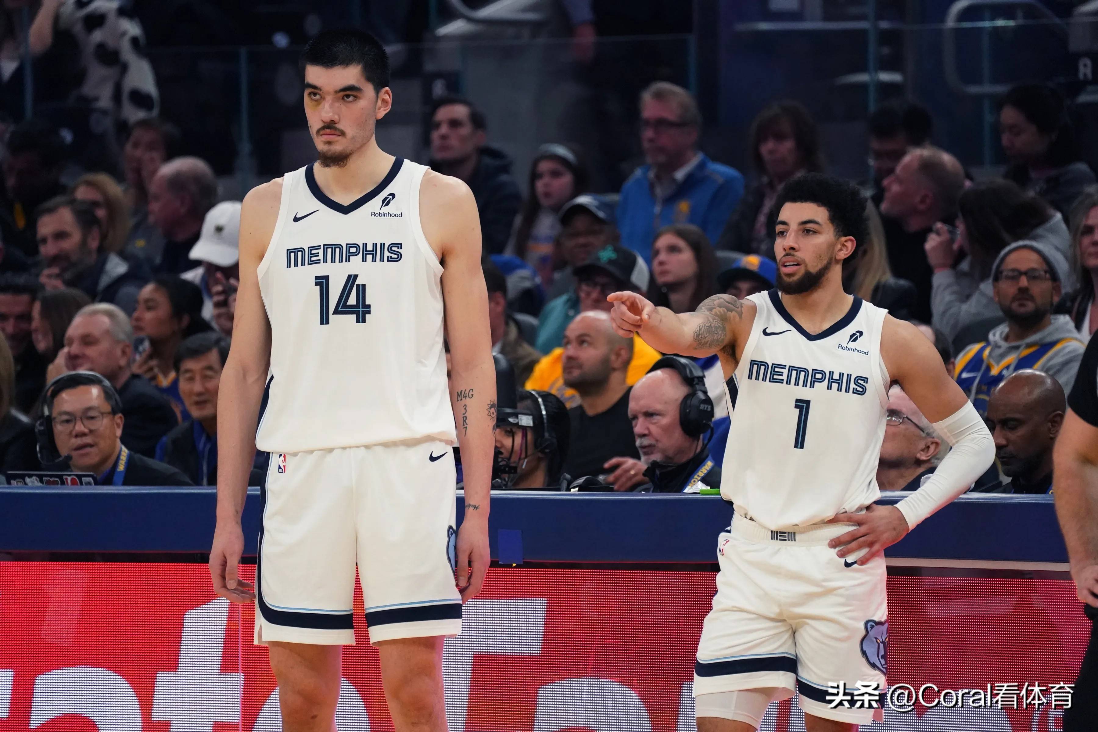 今晚夏洛特黄蜂调整名单以备NBA季后赛，单刀错失环节打磨，质疑声仍在，球探报告显示潜力的简单介绍